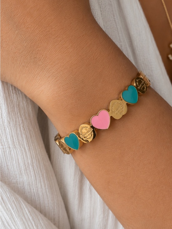 None Jewelry - FASHION Gold plated Heart Bracelet with Pink and Teal Enamel